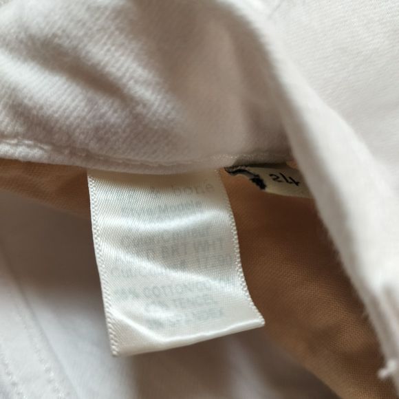 Women's Rag & Bone - Dre in Aged Bright White. Size 24. Japanese Selvedge Denim - Picture 5 of 10